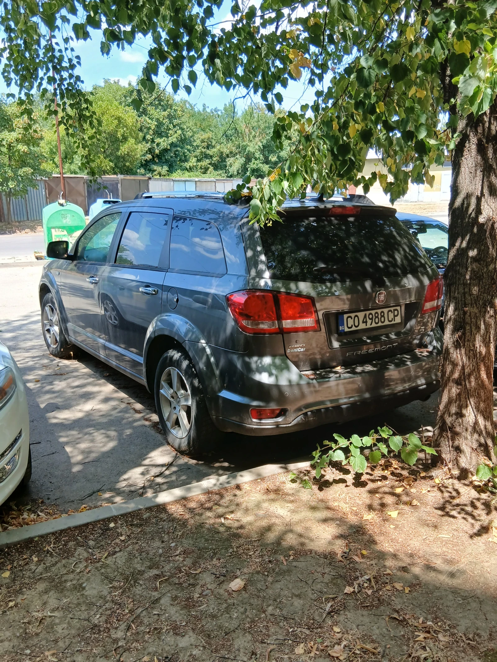 Fiat Freemont, снимка 2 - Автомобили и джипове - 55729156