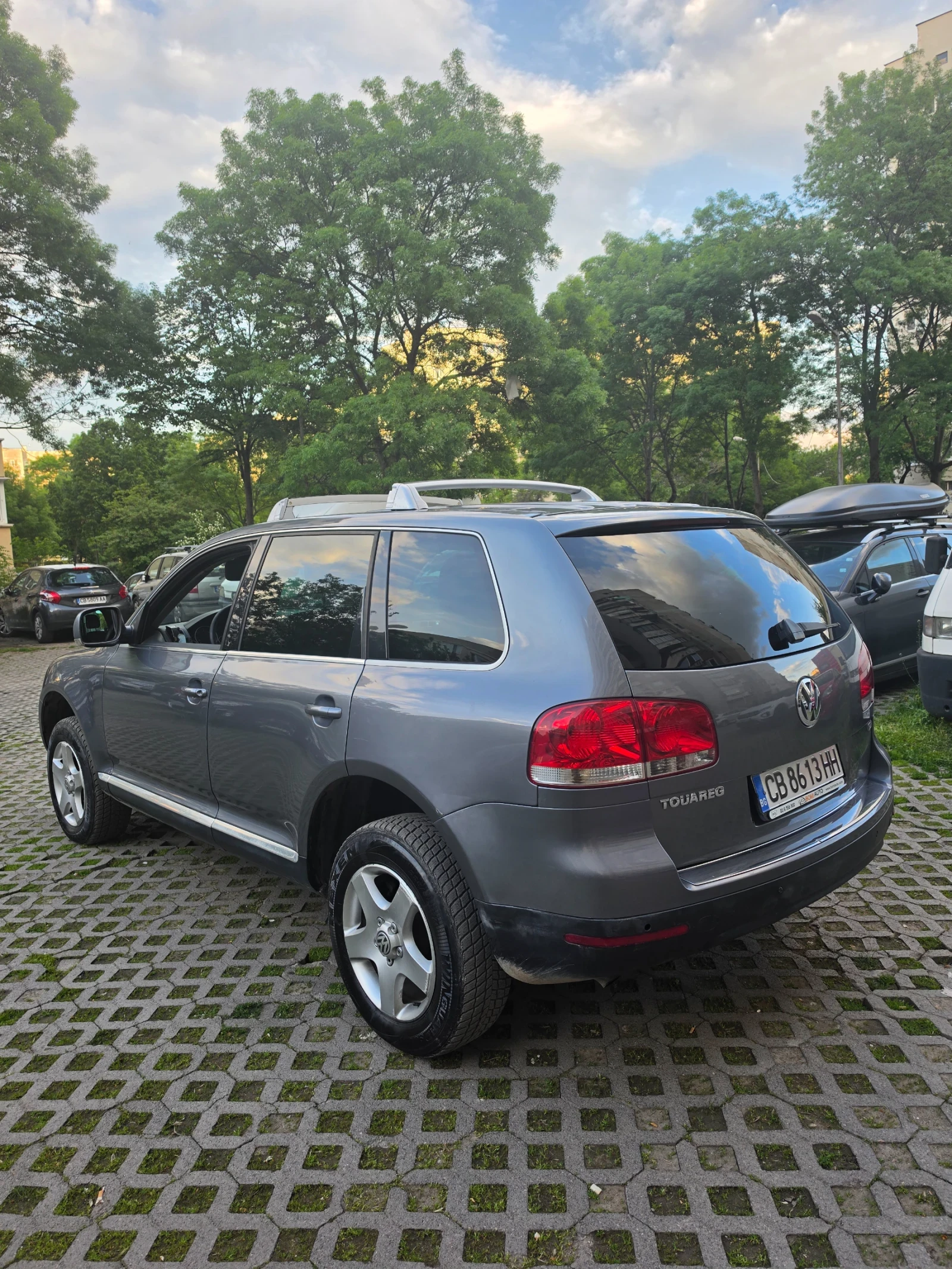 VW Touareg, снимка 4 - Автомобили и джипове - 56627799