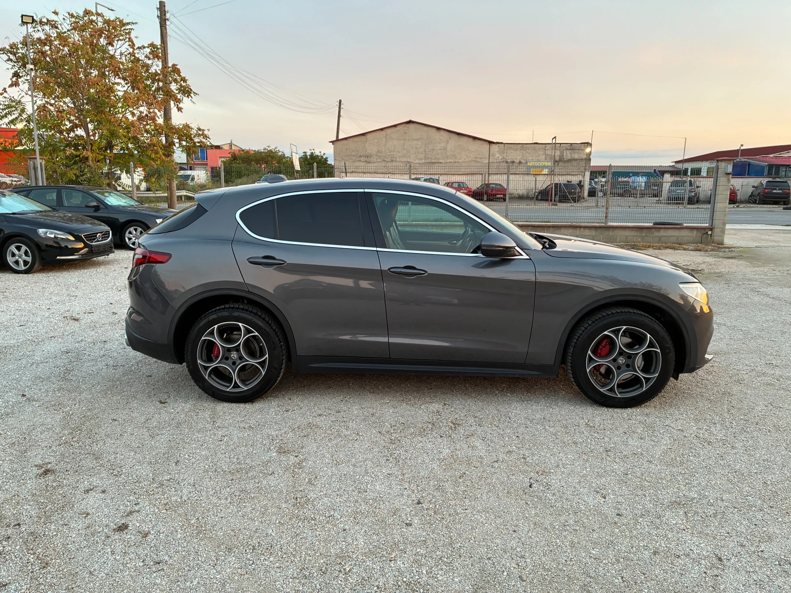 Alfa Romeo Stelvio 2.2 JTD-M, снимка 8 - Автомобили и джипове - 56747771