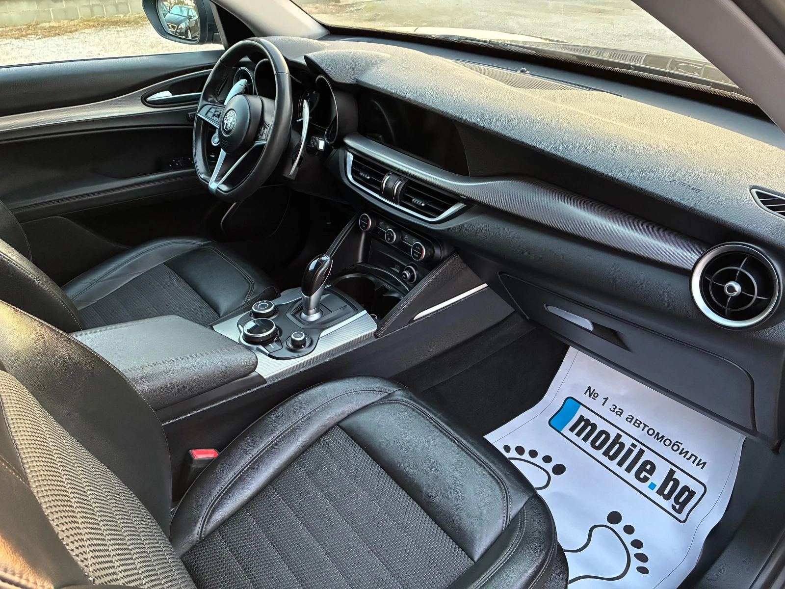 Alfa Romeo Stelvio 2.2 JTD-M, снимка 13 - Автомобили и джипове - 56747771
