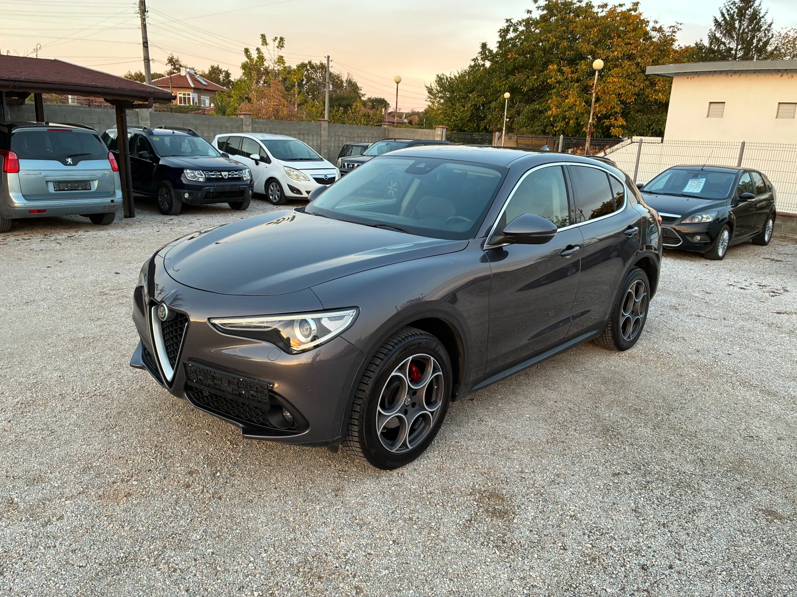 Alfa Romeo Stelvio 2.2 JTD-M, снимка 3 - Автомобили и джипове - 56747771