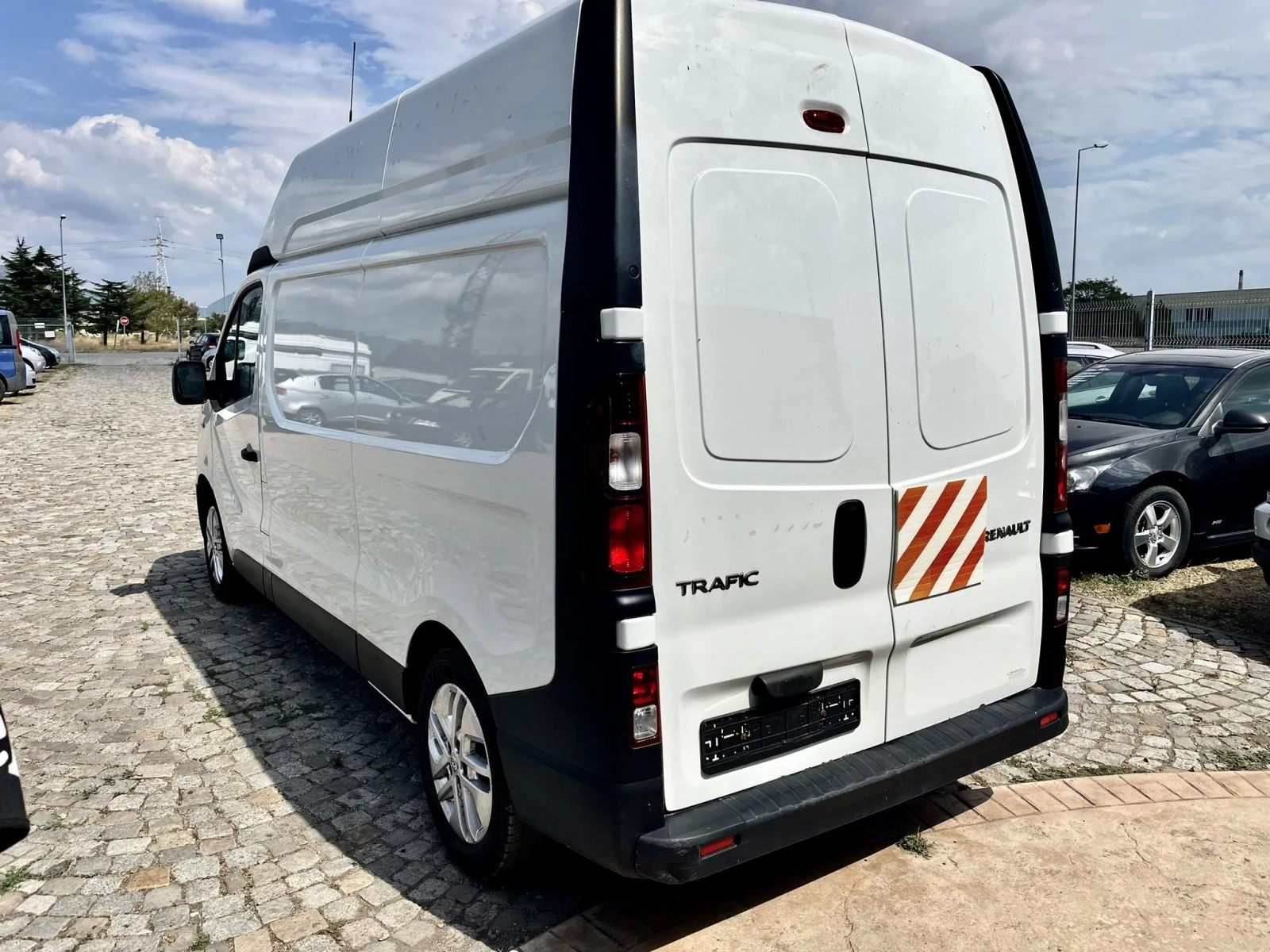 Renault Trafic 1.6 - изображение 3