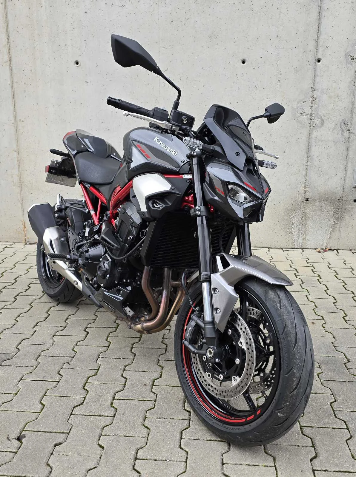Kawasaki Z 900 2025, снимка 1