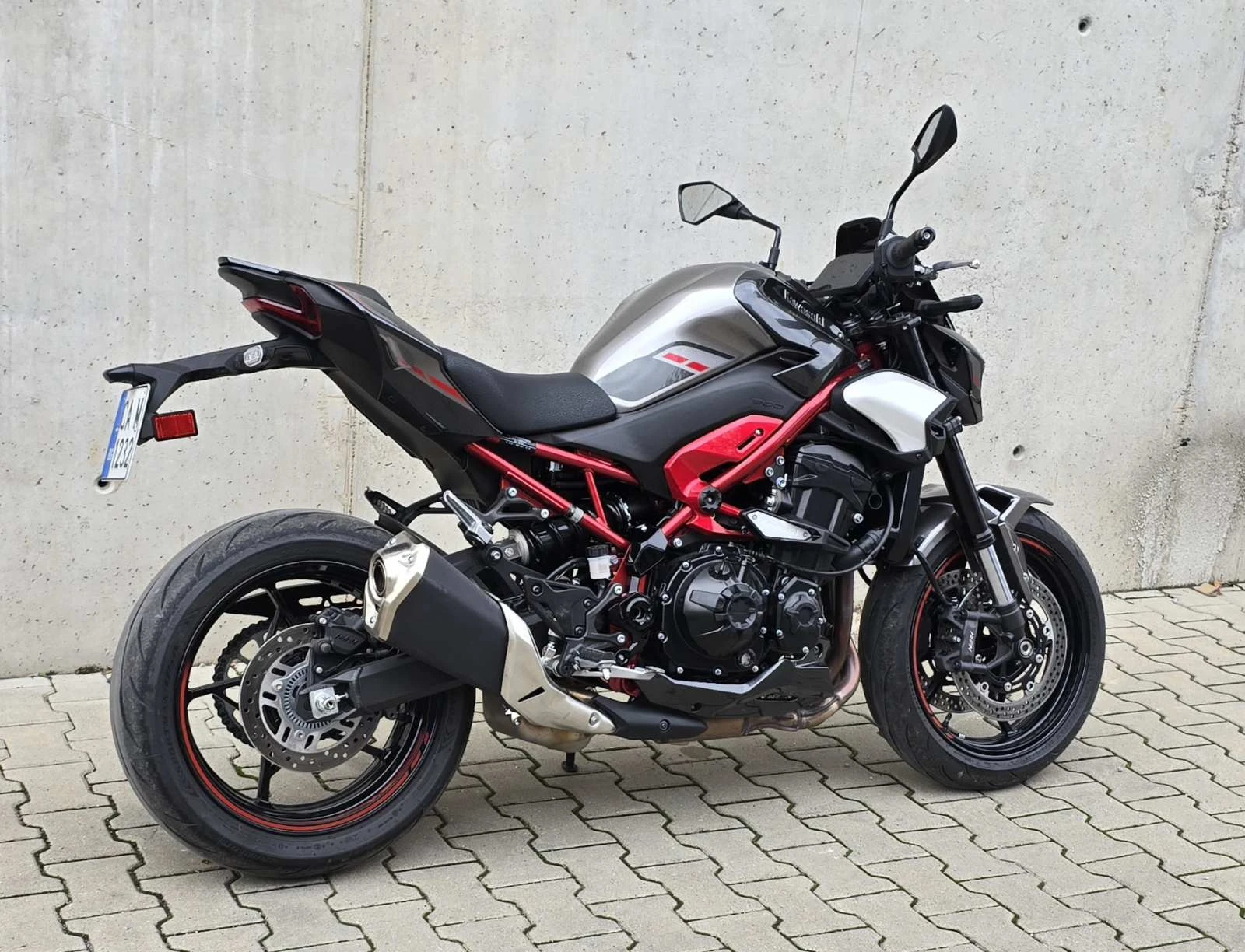 Kawasaki Z 900 2025 | Mobile.bg   4