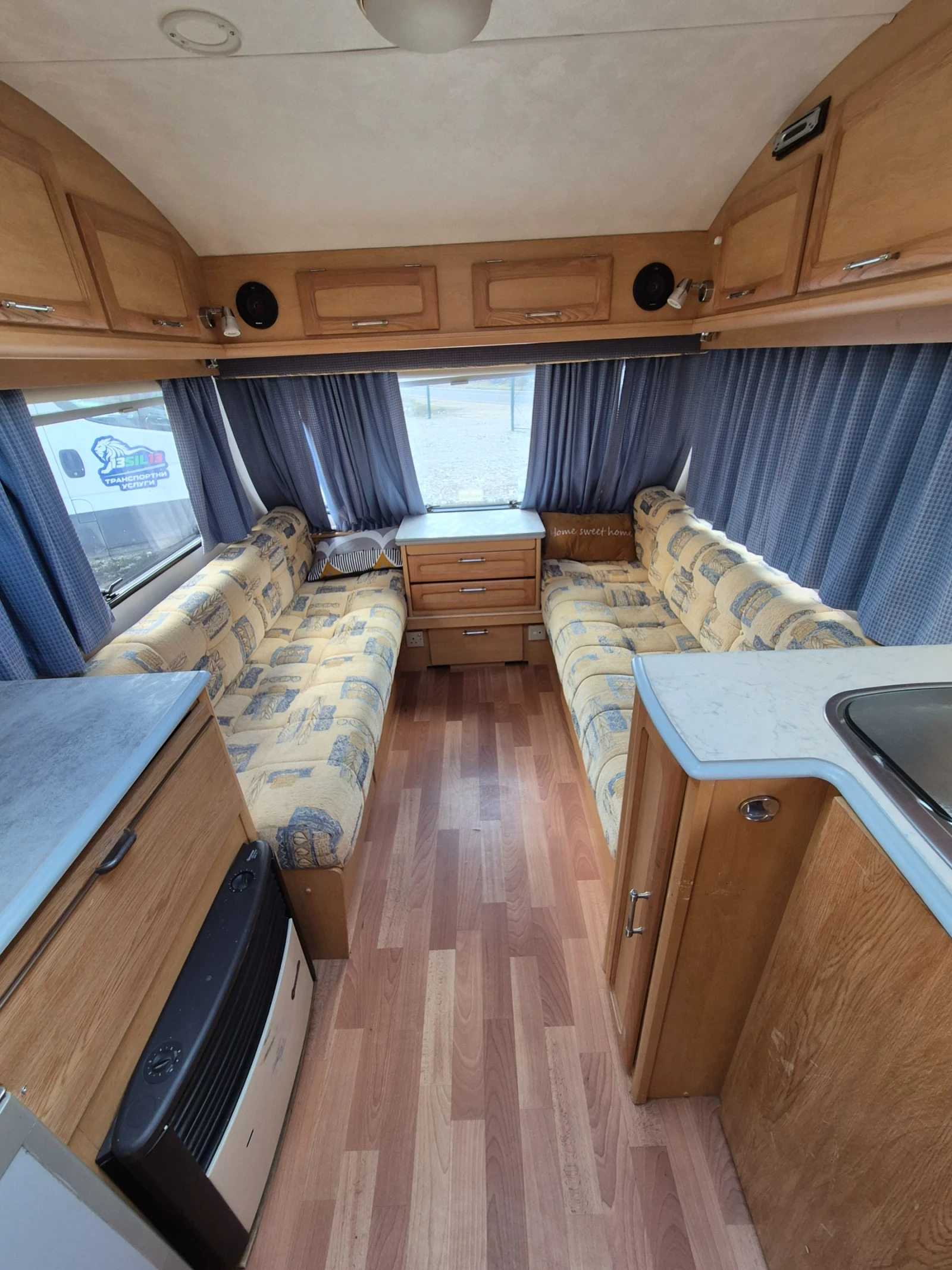 Каравана Compas Corona, снимка 8 - Каравани и кемпери - 54087687