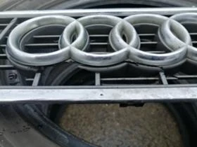 Оригинална решетка за Ауди А8  1996-2002г.....4D0853651H, снимка 3