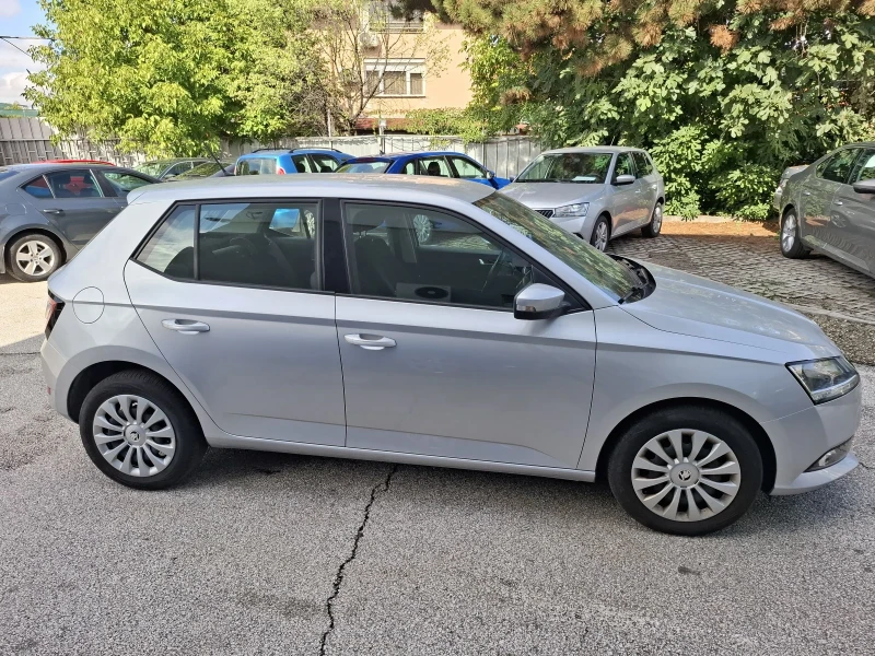 Skoda Fabia 1.0 TSI, снимка 4 - Автомобили и джипове - 47305661