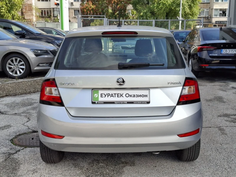 Skoda Fabia 1.0 TSI, снимка 6 - Автомобили и джипове - 47305661