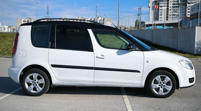 Skoda Roomster 1.4 tdi Топ Състояние , снимка 4 - Автомобили и джипове - 47316072