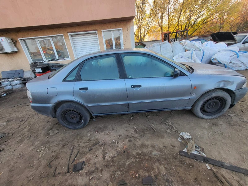 Audi A4, снимка 4 - Автомобили и джипове - 47770887