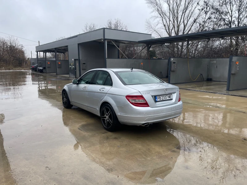 Mercedes-Benz C 220 CDi 170hp АВТОМАТИК СЕДАН РЕГИСТРИРАН И ОБСЛУЖЕН, снимка 3 - Автомобили и джипове - 49021418