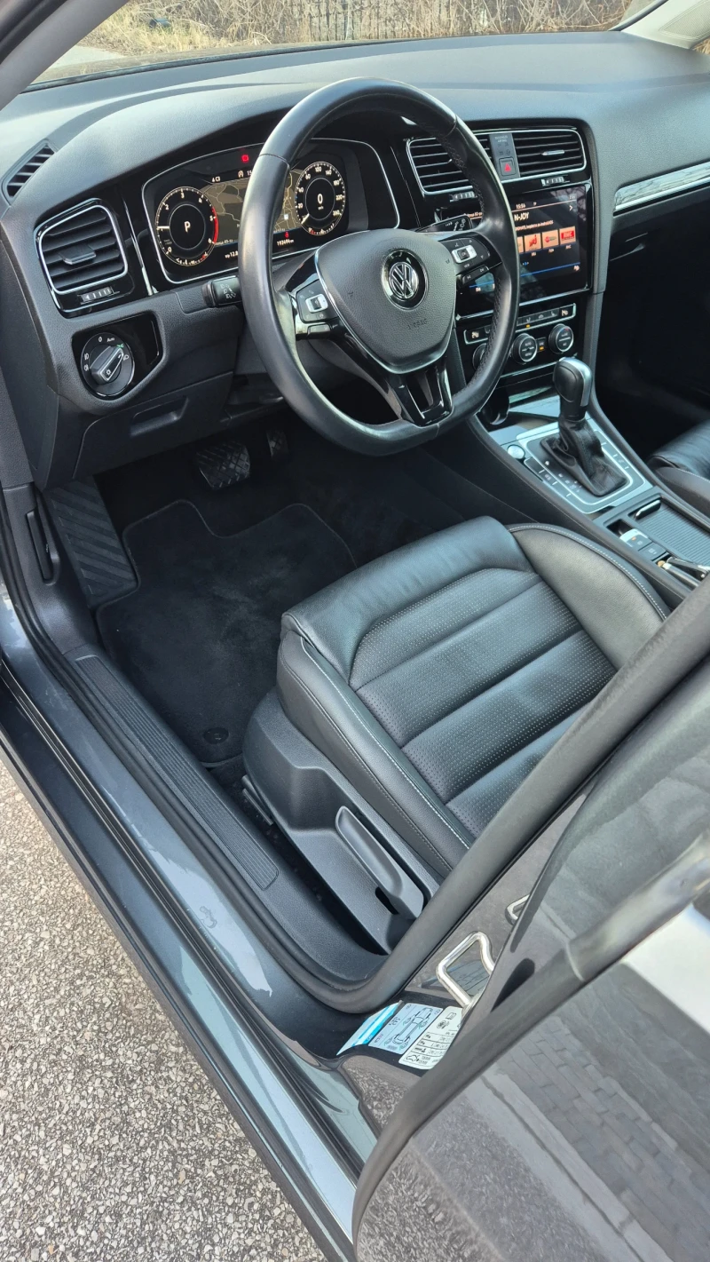 VW Golf 2.0TDI , снимка 9 - Автомобили и джипове - 49026984