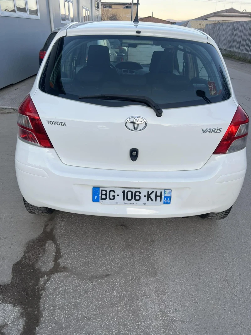 Toyota Yaris 1.4D4D Facelift, снимка 4 - Автомобили и джипове - 49100705