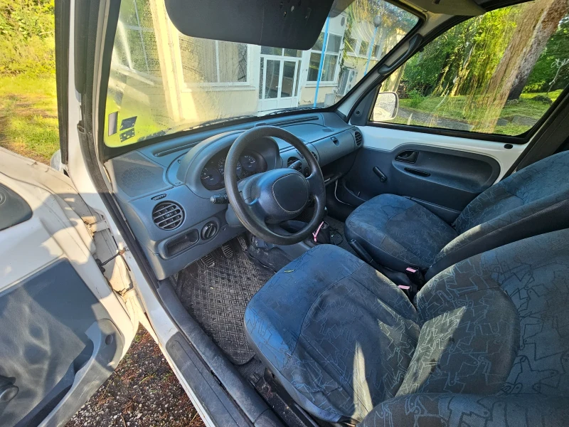 Renault Kangoo 1.9D 65, снимка 8 - Автомобили и джипове - 52290323