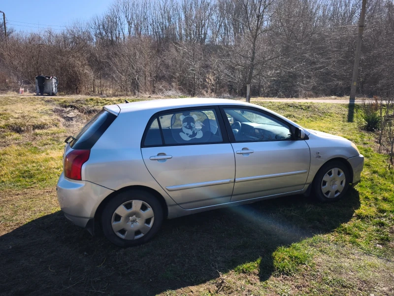 Toyota Corolla, снимка 13 - Автомобили и джипове - 51947854
