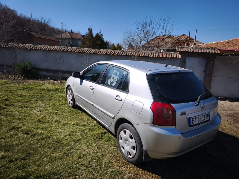 Toyota Corolla, снимка 11 - Автомобили и джипове - 51947854