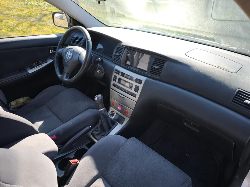 Toyota Corolla, снимка 8 - Автомобили и джипове - 51947854