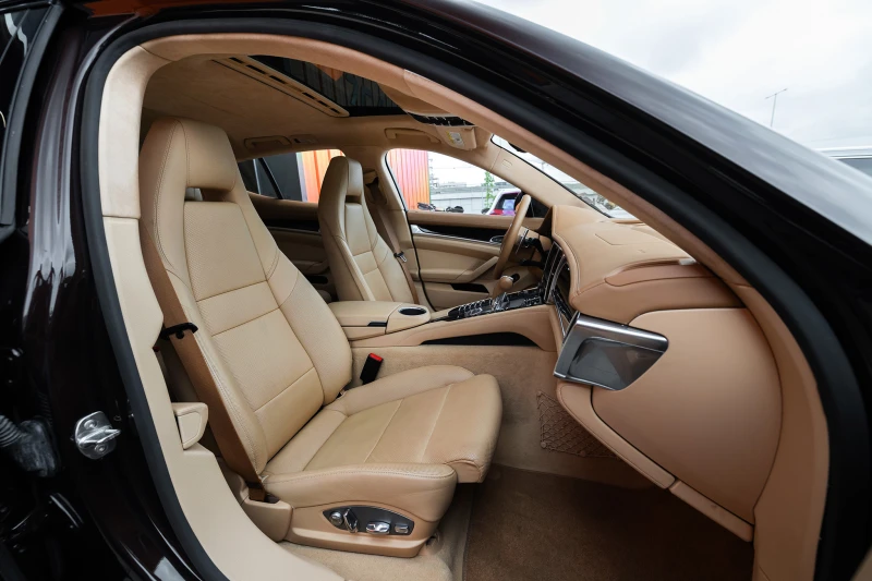 Porsche Panamera GTS, снимка 10 - Автомобили и джипове - 51346968