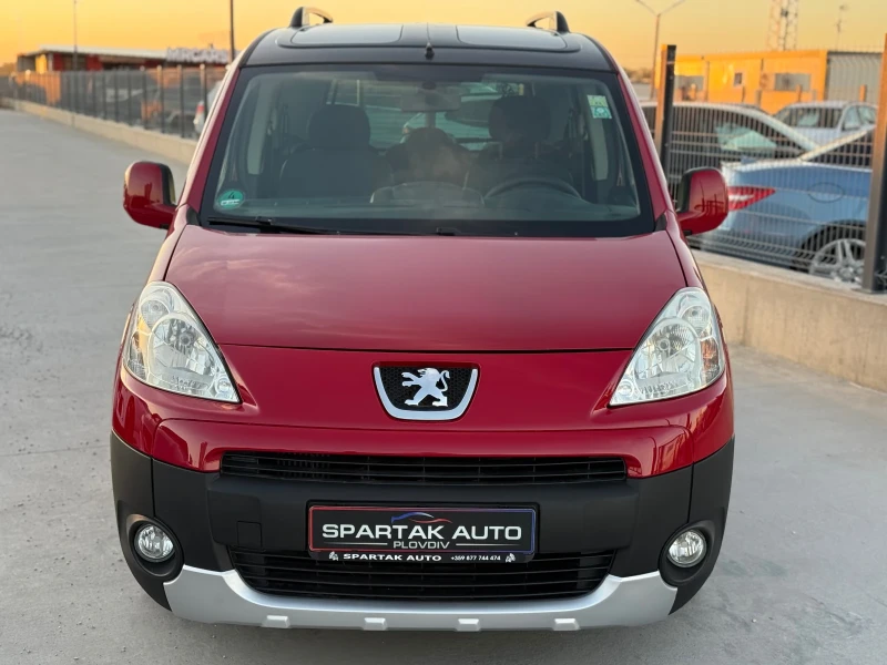 Peugeot Partner 1.6HDI* 2011г* 109к.с* Пътническо* Панорама* , снимка 2 - Автомобили и джипове - 52259622