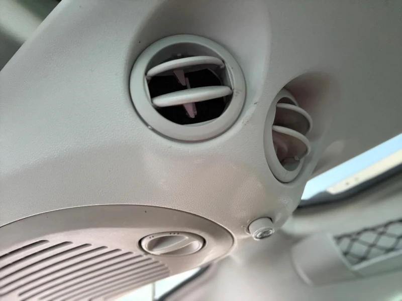 Peugeot Partner 1.6HDI* 2011г* 109к.с* Пътническо* Панорама* , снимка 13 - Автомобили и джипове - 52259622