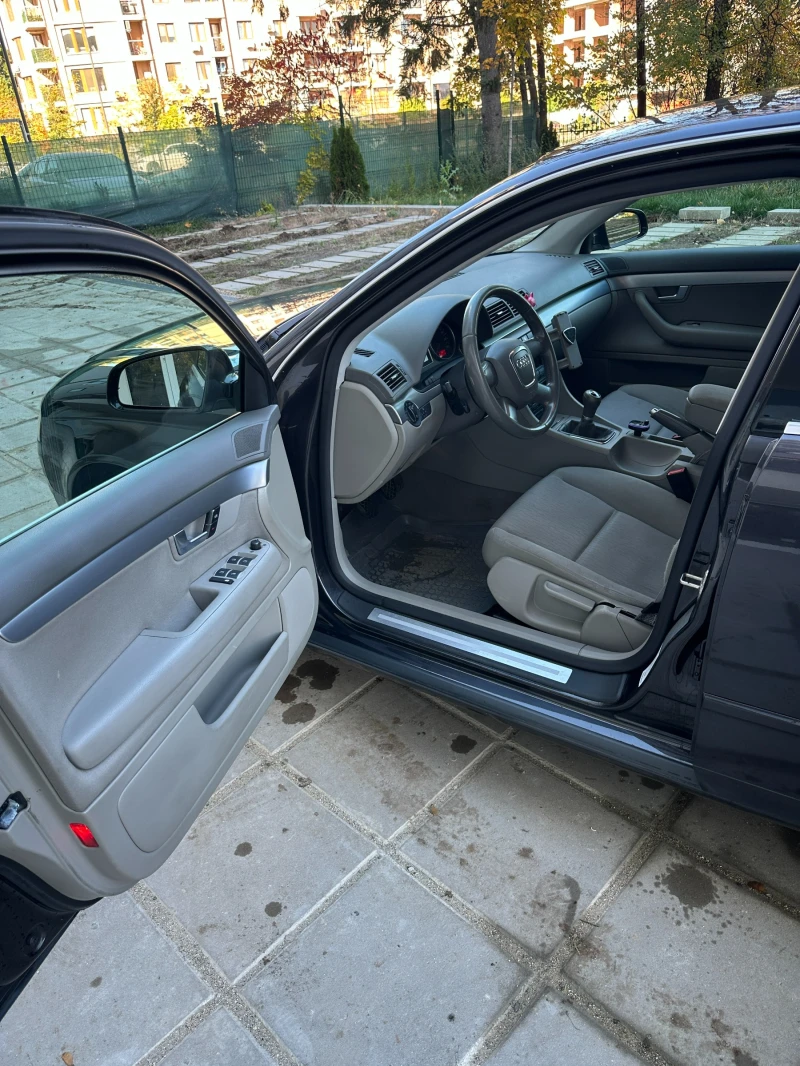 Audi A4, снимка 15 - Автомобили и джипове - 52598133