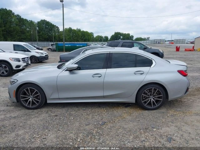 BMW 330 ПАНО* ПОДГРЕВ* KEYLESS* CARPLAY* ПАМЕТ - изображение 4