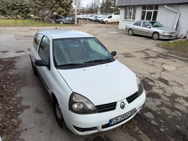 Renault Clio Clio 2, снимка 3 - Автомобили и джипове - 53562783