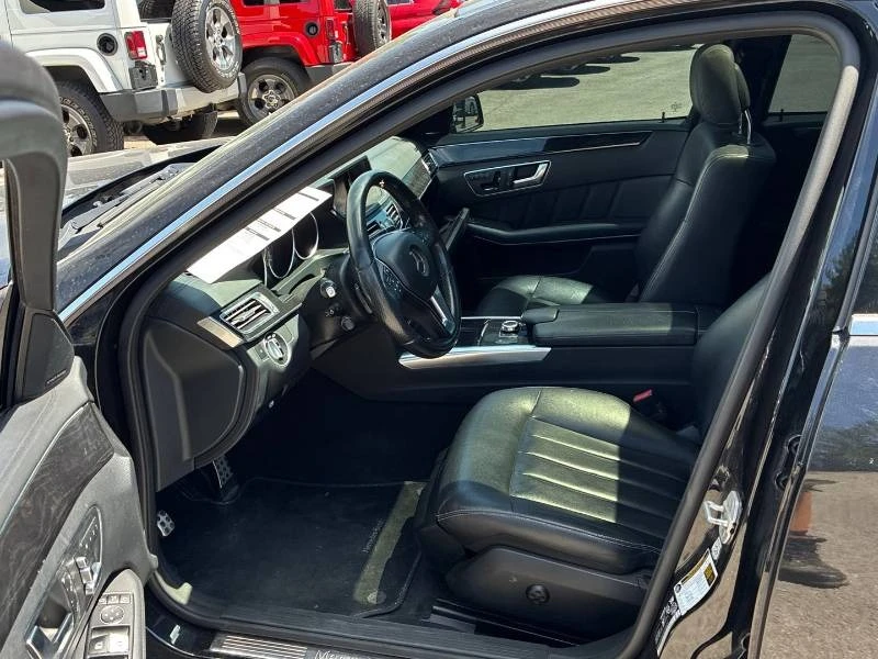 Mercedes-Benz E 400 * 4MATIC * CARFAX * ОПЦИЯ ЗА ФИНАНСИРАНЕ , снимка 16 - Автомобили и джипове - 55435931