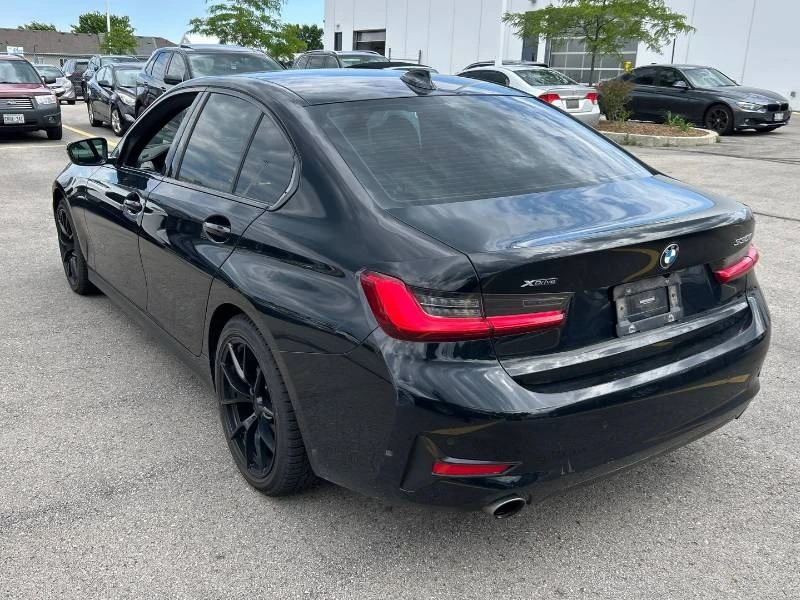 BMW 330 * xDrive * ДЖАНТИ С ГУМИ * CARFAX * АВТОКРЕДИТ, снимка 6 - Автомобили и джипове - 55735885