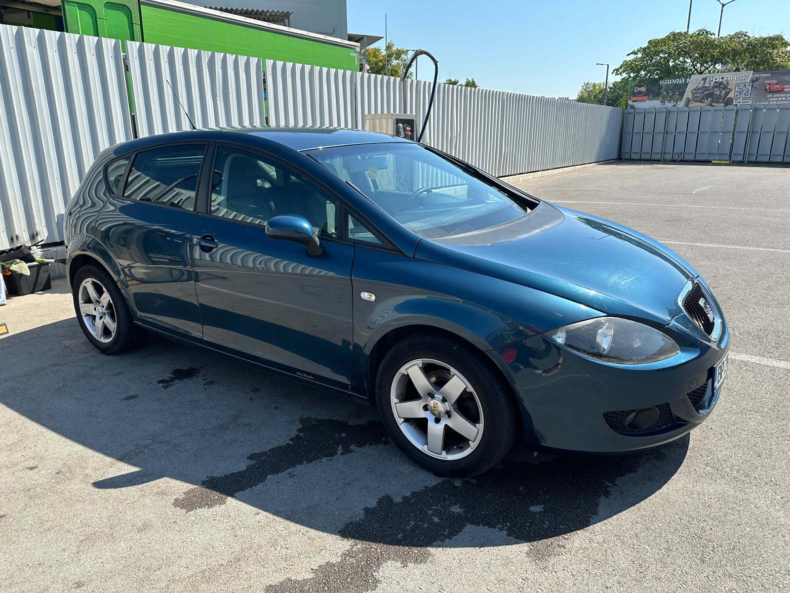 Seat Leon II 1.9 TDI + 4 зимни гуми  - изображение 2