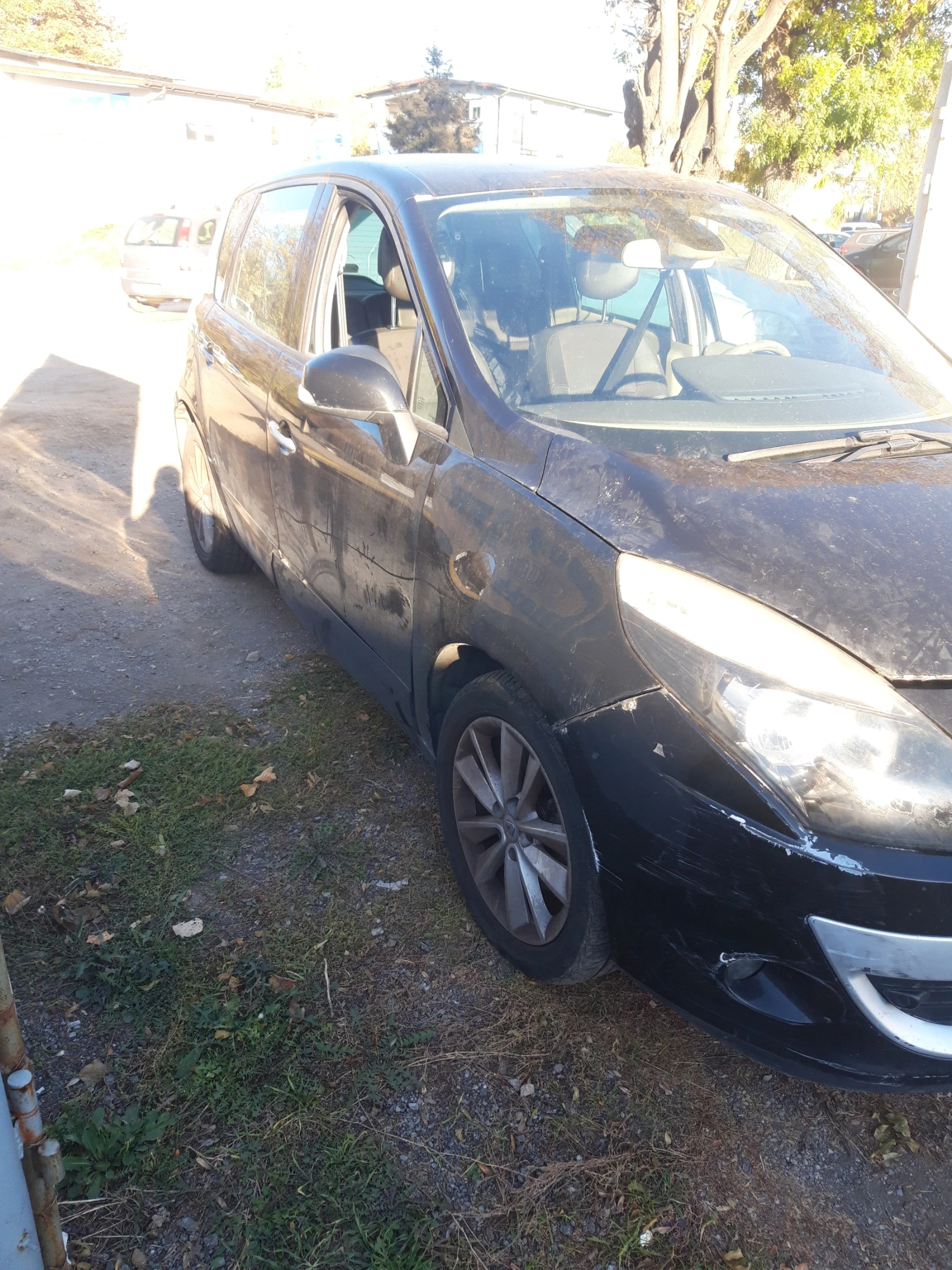 Renault Scenic 2.0dci.НА ЧАСТИ  - изображение 3