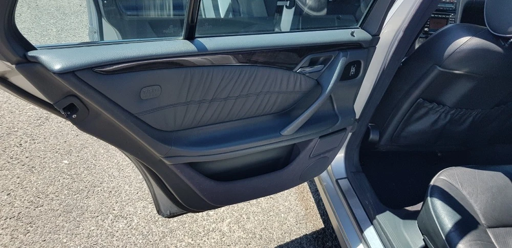 Mercedes-Benz E 320 CDI | Mobile.bg — изображение 13