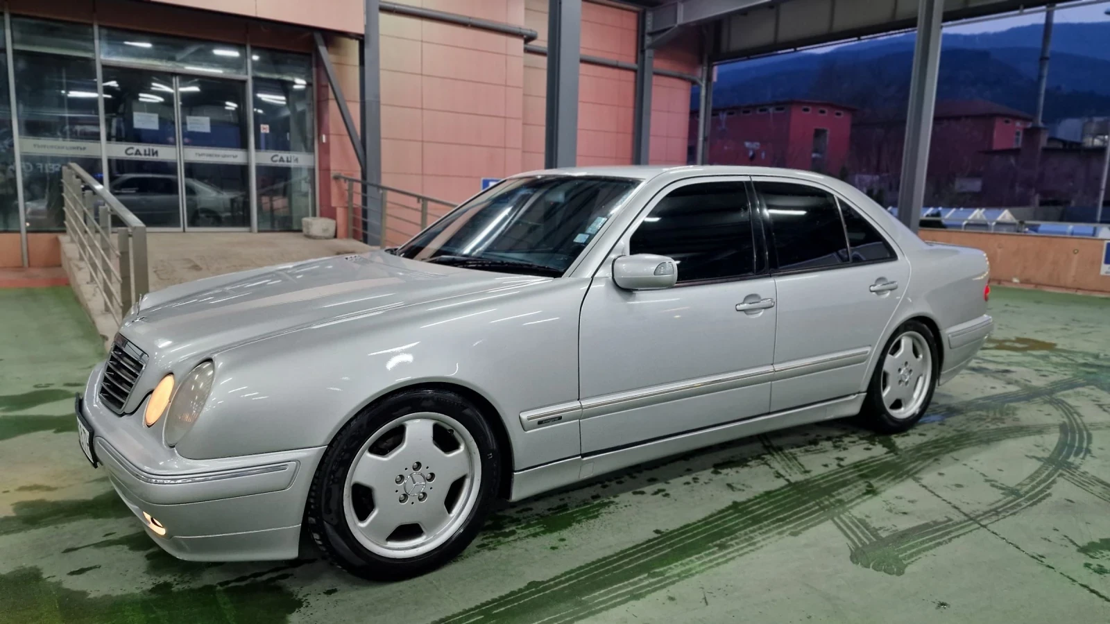 Mercedes-Benz E 200 Kompressor 17monoblock Avantgarde - изображение 2