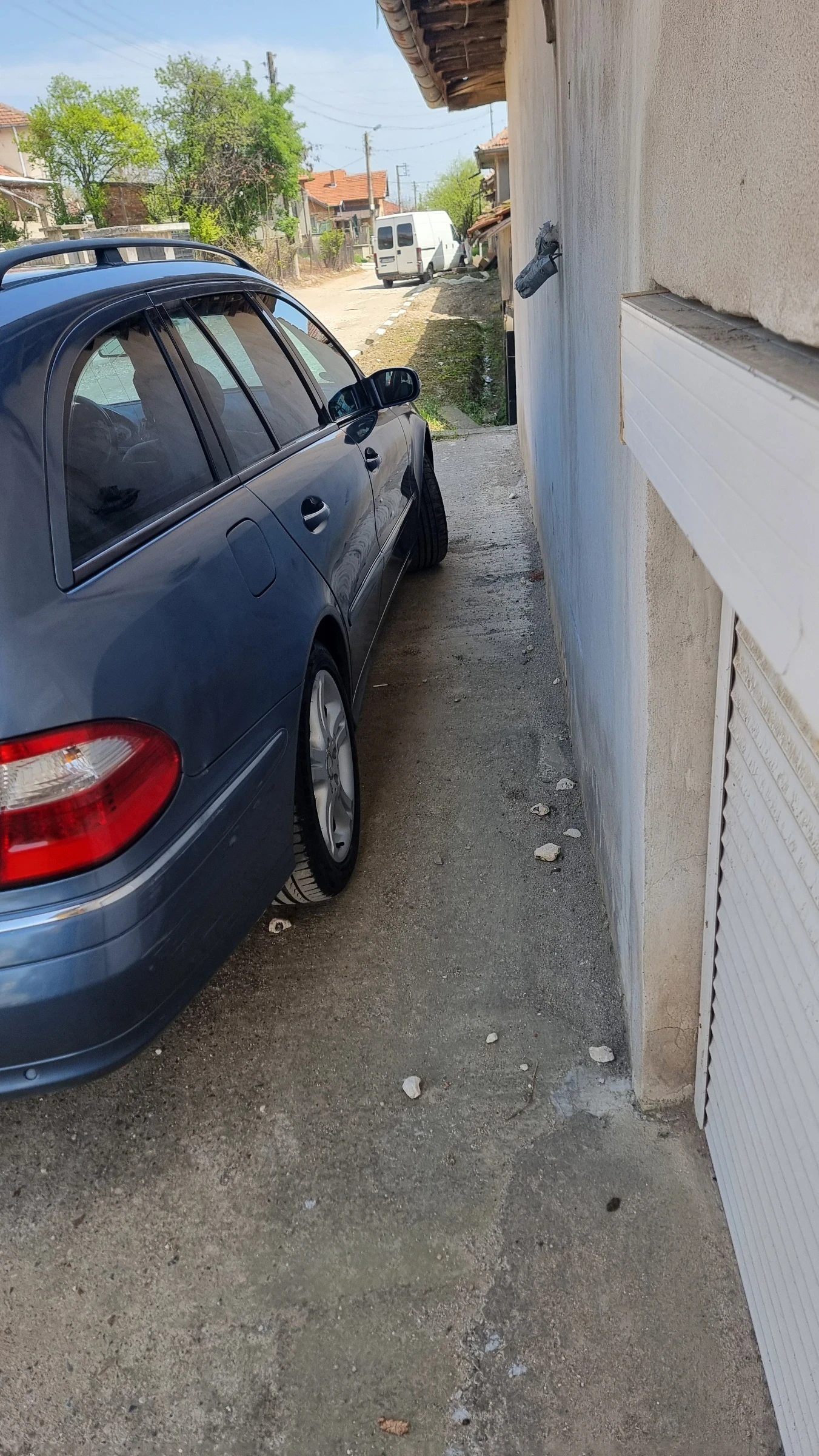 Mercedes-Benz E 320  - изображение 2