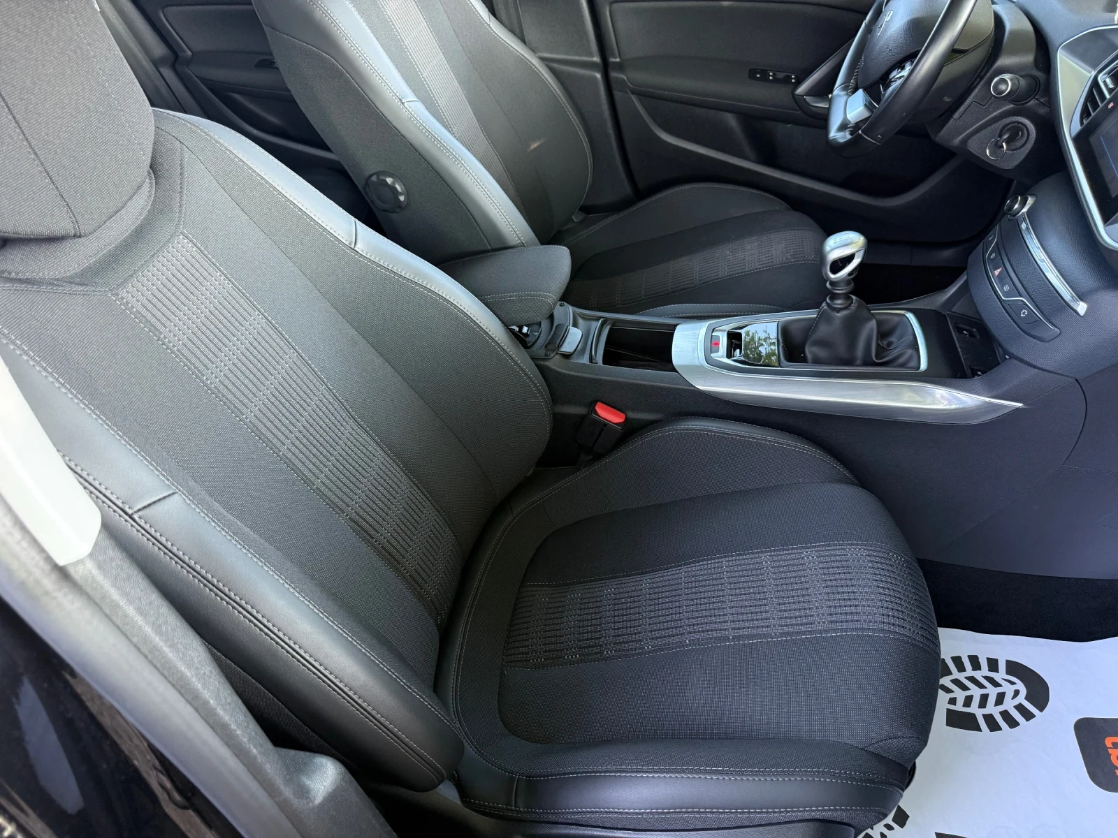 Peugeot 308 1.5 HDI/ALLURE/LED/EURO6 - изображение 10
