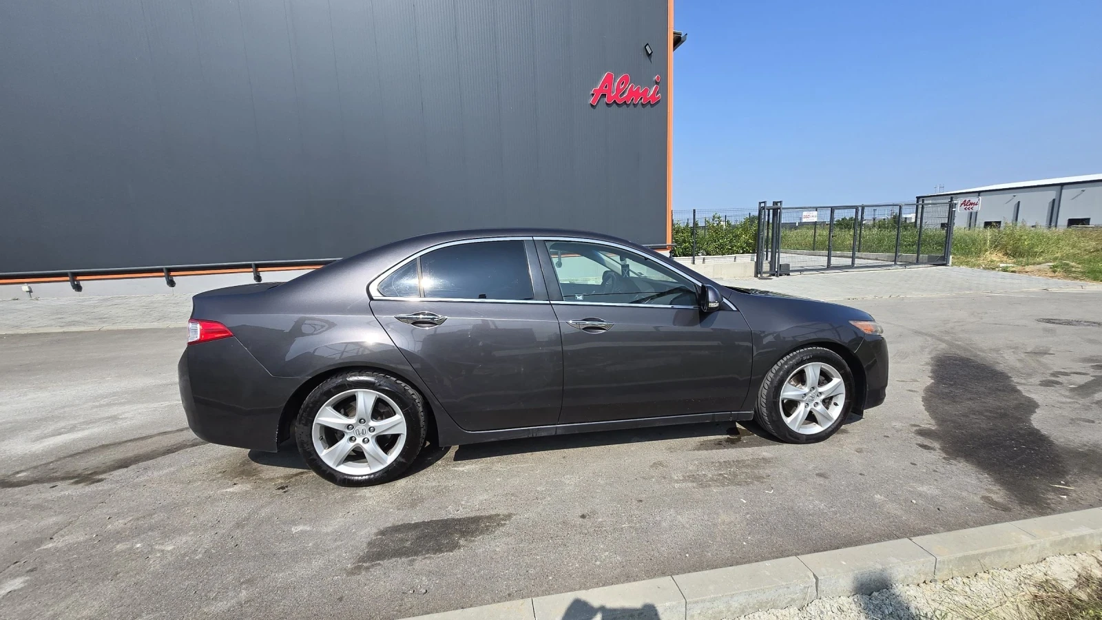 Honda Accord 2.2 I-Dtec - изображение 5