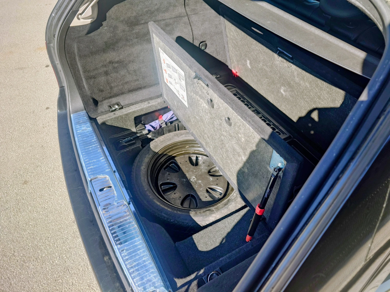 Mercedes-Benz E 320 CDI EVO, снимка 11 - Автомобили и джипове - 53772902