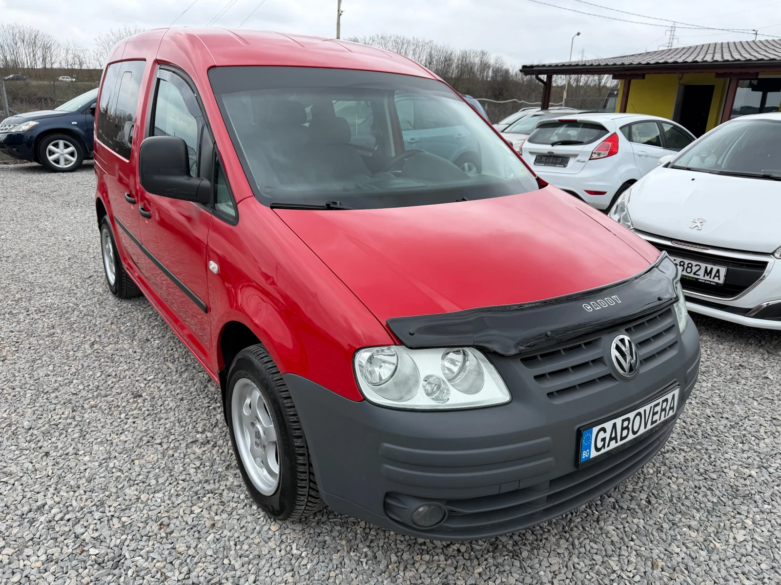 VW Caddy SDI Климатик! Нави! 7 места! Теглич!, снимка 2 - Автомобили и джипове - 53905009