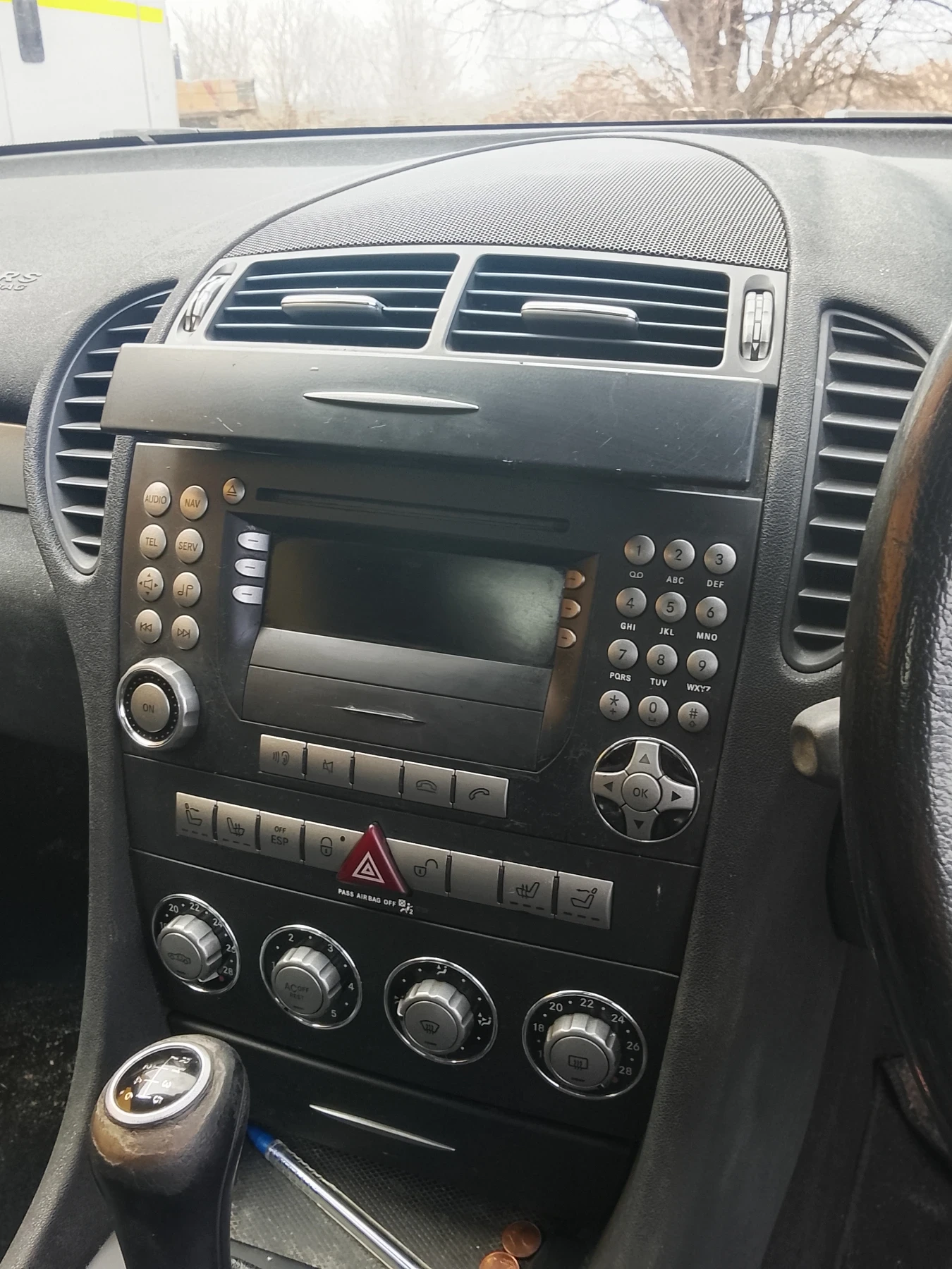 Mercedes-Benz SLK 200, снимка 9 - Автомобили и джипове - 54161527