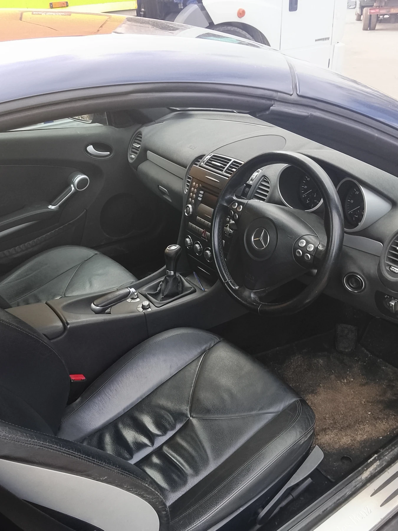 Mercedes-Benz SLK 200, снимка 7 - Автомобили и джипове - 54161527