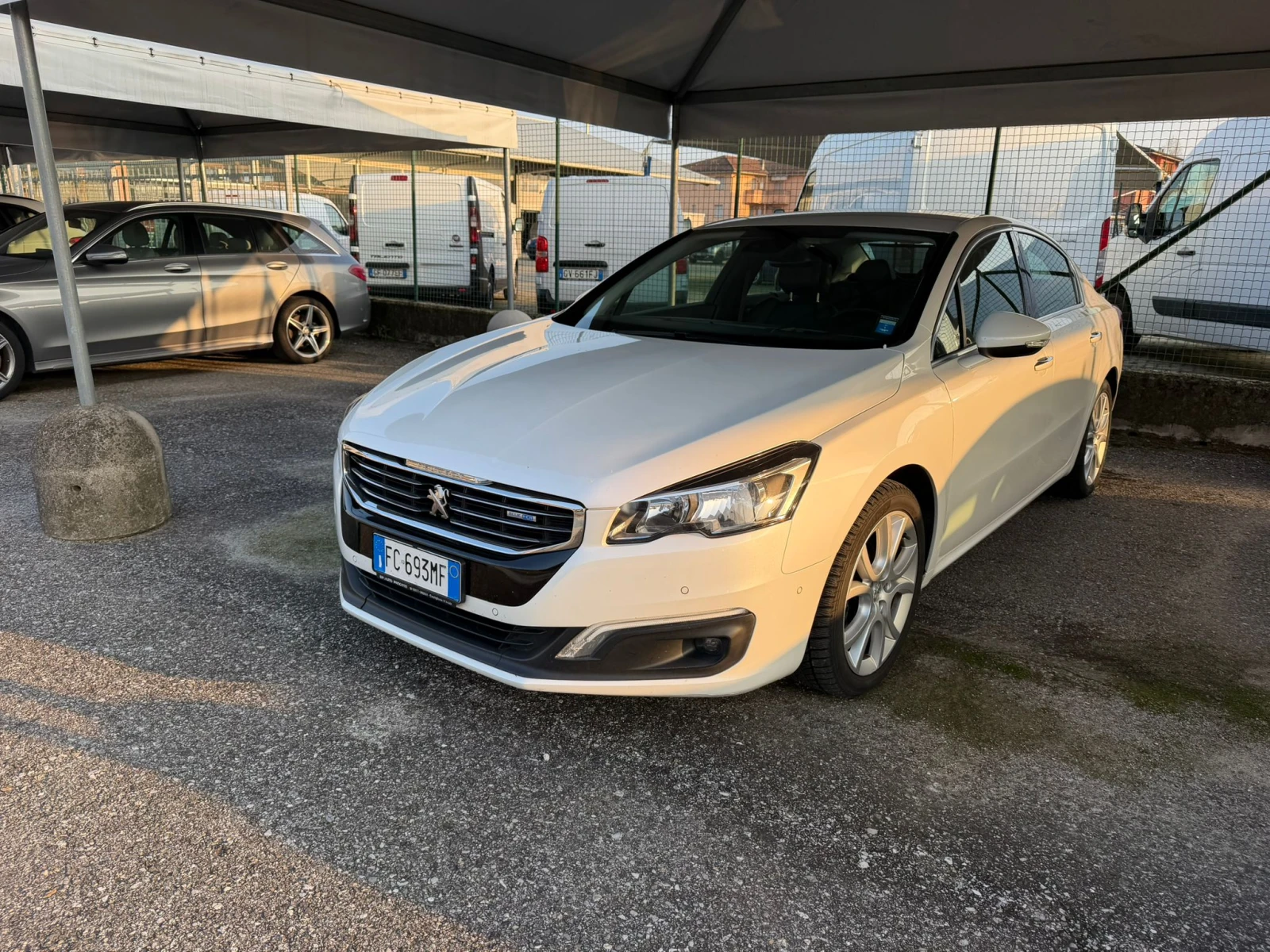 Peugeot 508 1.6BlueHDI E6 / FE LINE / FACELIFT, снимка 17 - Автомобили и джипове - 54424883