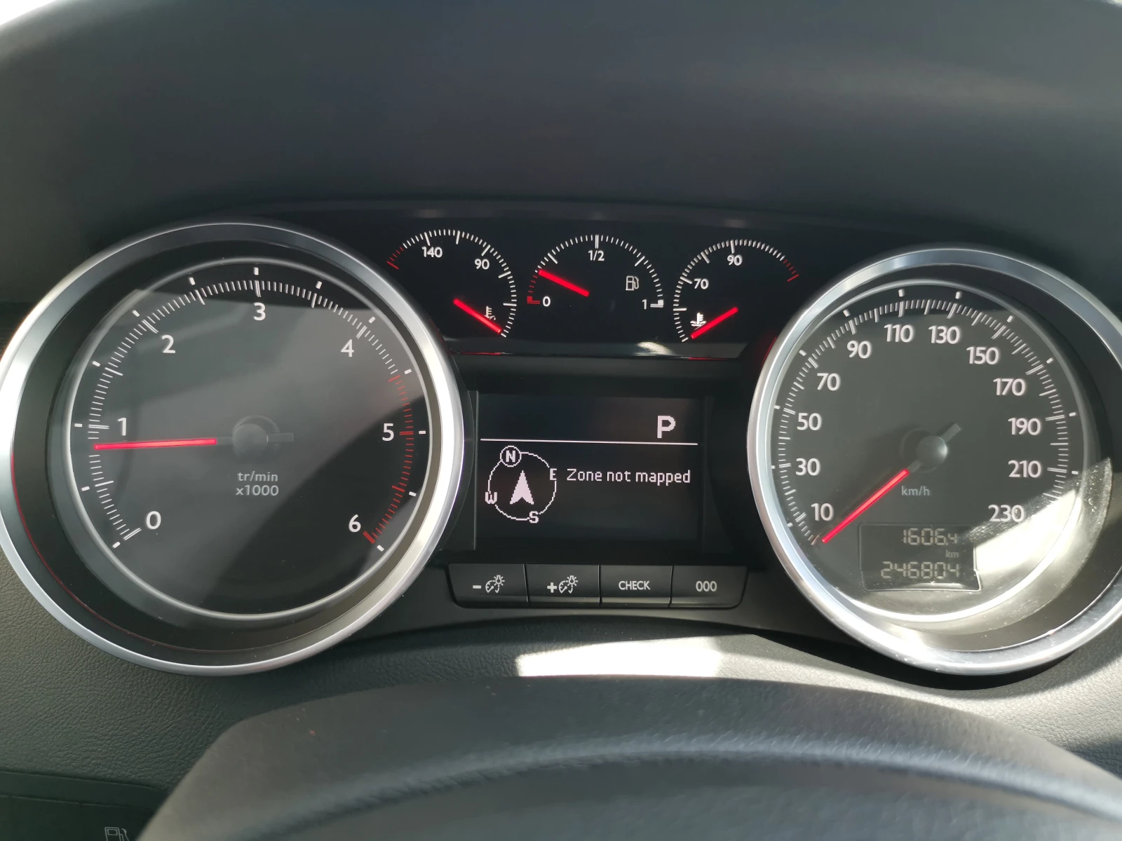 Peugeot 508 1.6BlueHDI E6 / FE LINE / FACELIFT, снимка 16 - Автомобили и джипове - 54424883