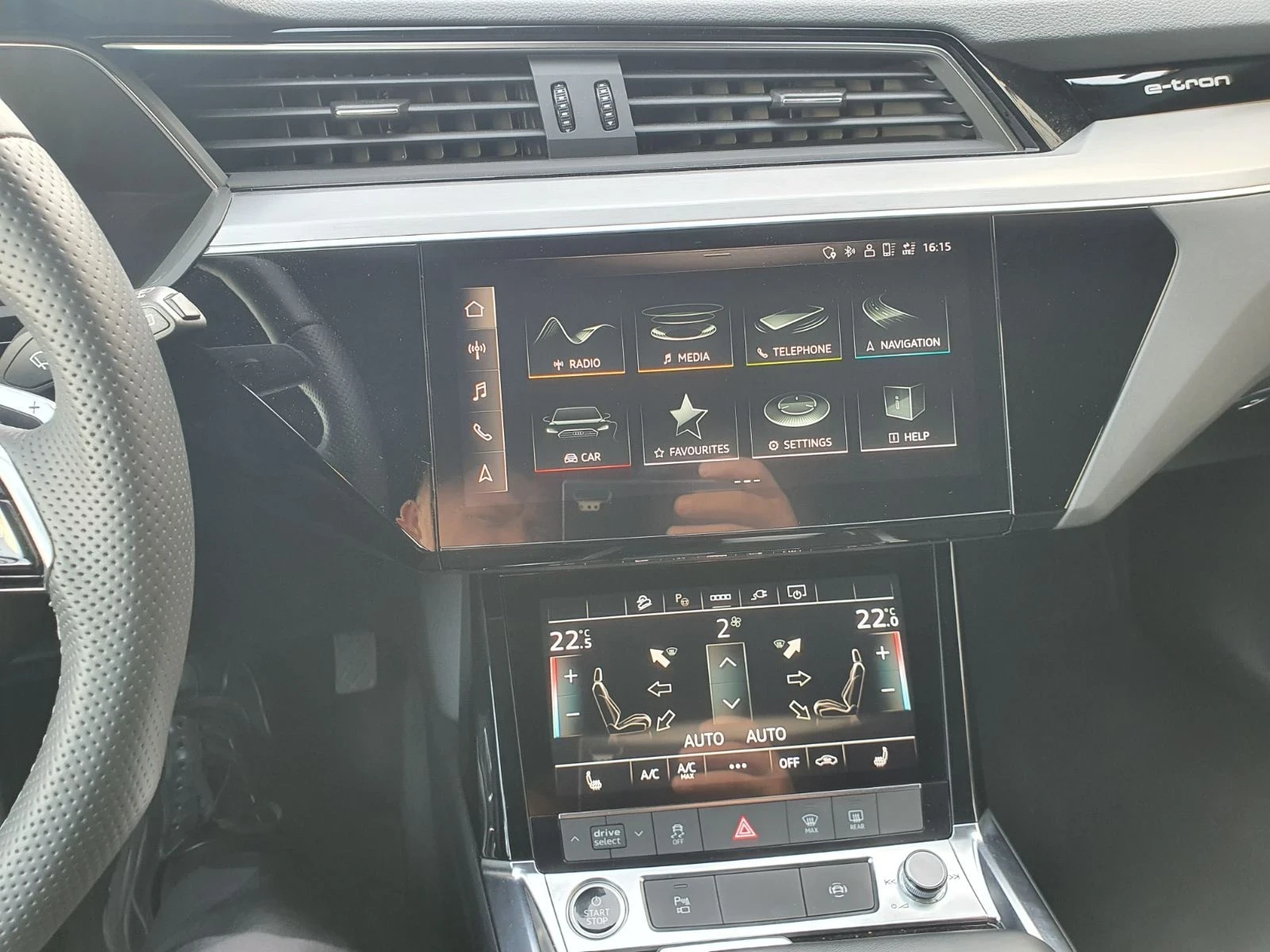 Audi E-Tron, снимка 6 - Автомобили и джипове - 55082777