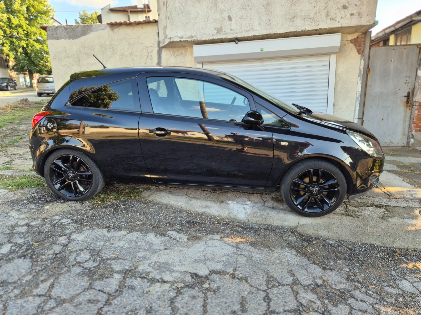 Opel Corsa 1.4 90к.с. Газ-бензин., снимка 4 - Автомобили и джипове - 55315917