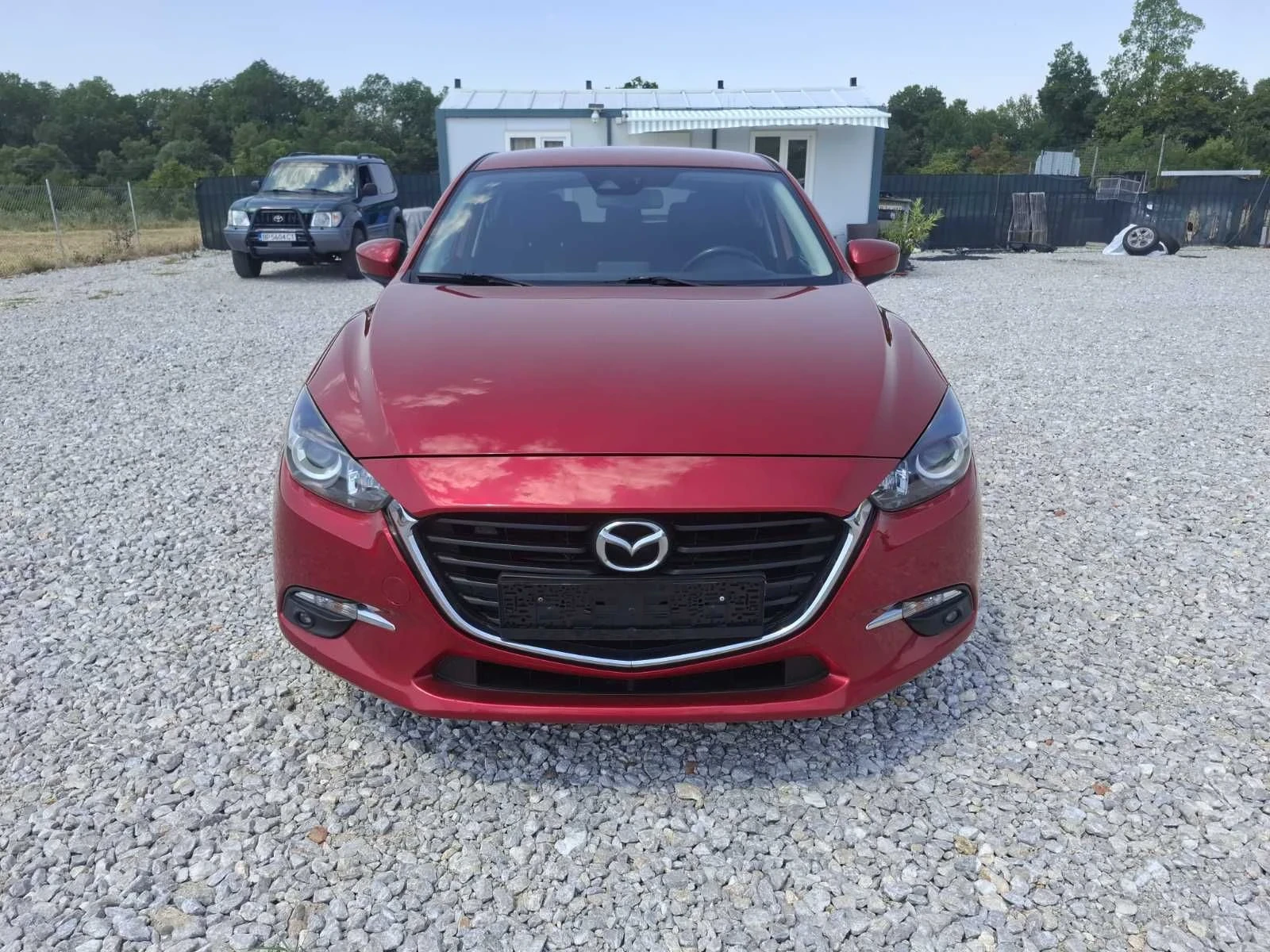 Mazda 3 2.0i avt kli navi FEIS, снимка 2 - Автомобили и джипове - 55557655