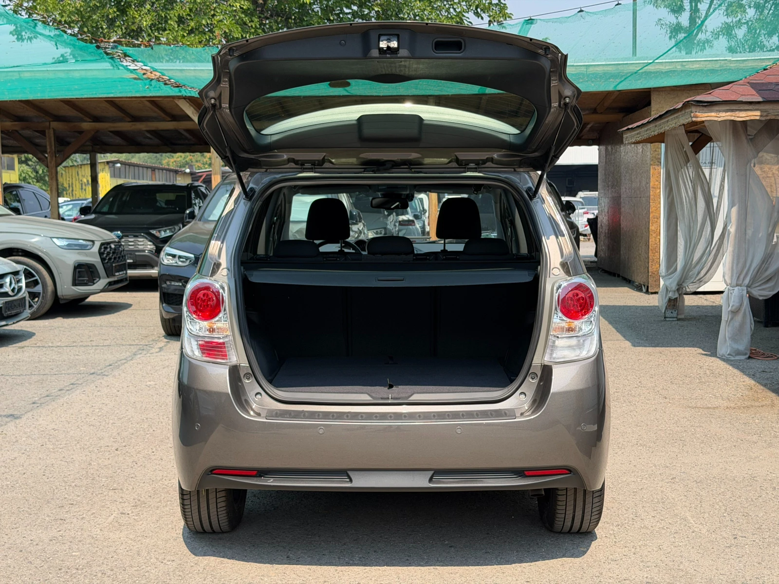 Toyota Verso 1.8I* СЕРВИЗНА КНИЖКА* ПЪЛНА  ИСТОРИЯ В ТОЙОТА, снимка 6 - Автомобили и джипове - 55728098