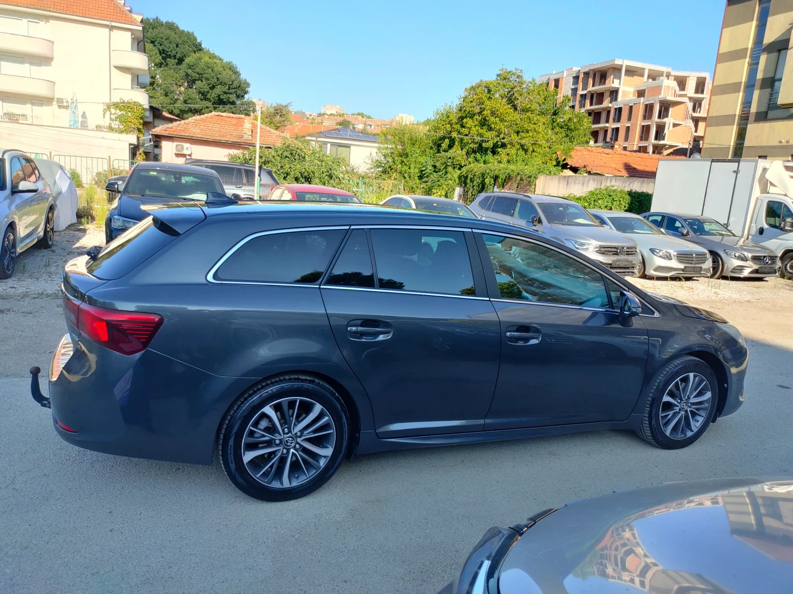 Toyota Avensis, снимка 2 - Автомобили и джипове - 55750588