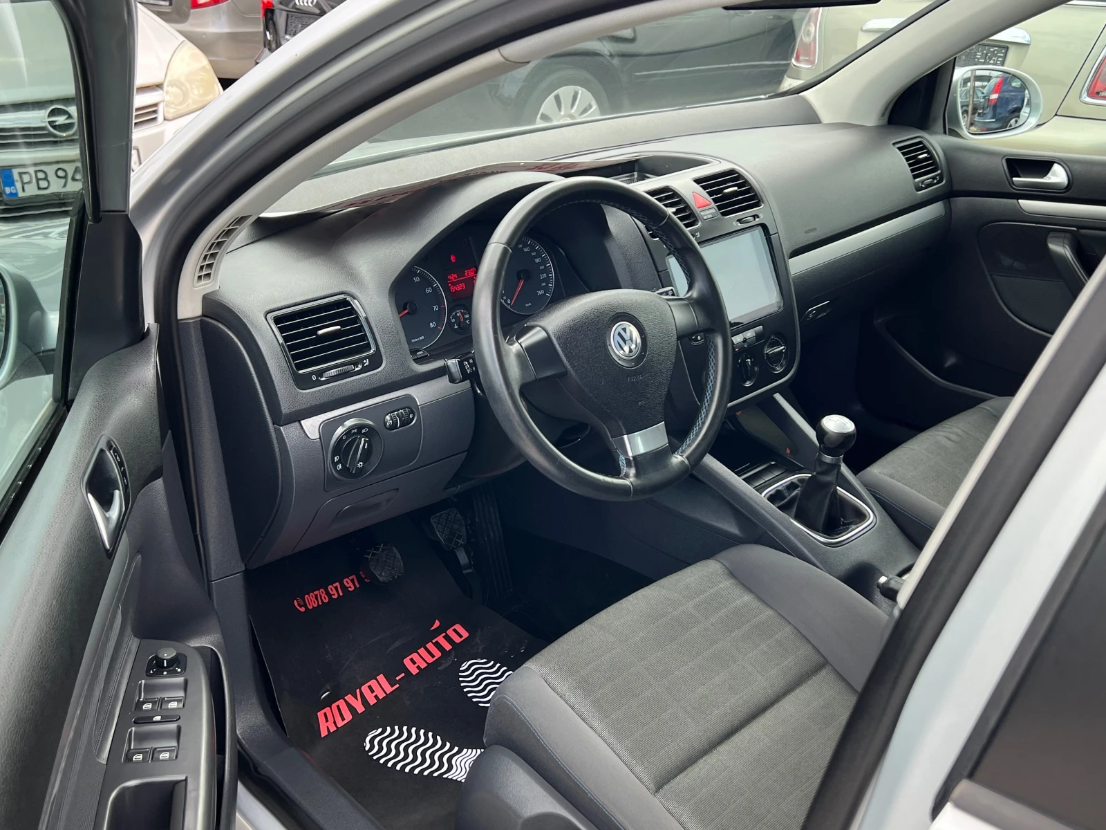 VW Golf ЛИЗИНГ-1, 6-102 К.С-КЛИМА-НАВИ-ТОП, снимка 7 - Автомобили и джипове - 56041811