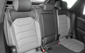 Обява за продажба на VW Touareg 3.0 TDI R-LINE 4MOTION MATRIX CAMERA KEYLESS ~71 880 EUR - изображение 10