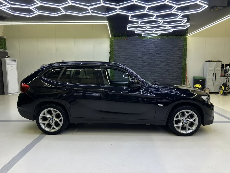 BMW X1 2.0D FACELIFT X-Drive Пълна Сервизна История!!!!, снимка 4 - Автомобили и джипове - 49276278